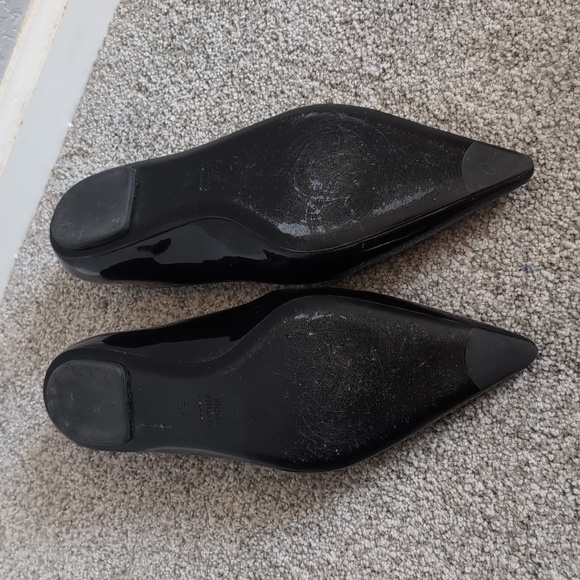 Stuart Weitzman Iridescent Black Patent Leather Women's Flats Shoes - Picture 5 of 9